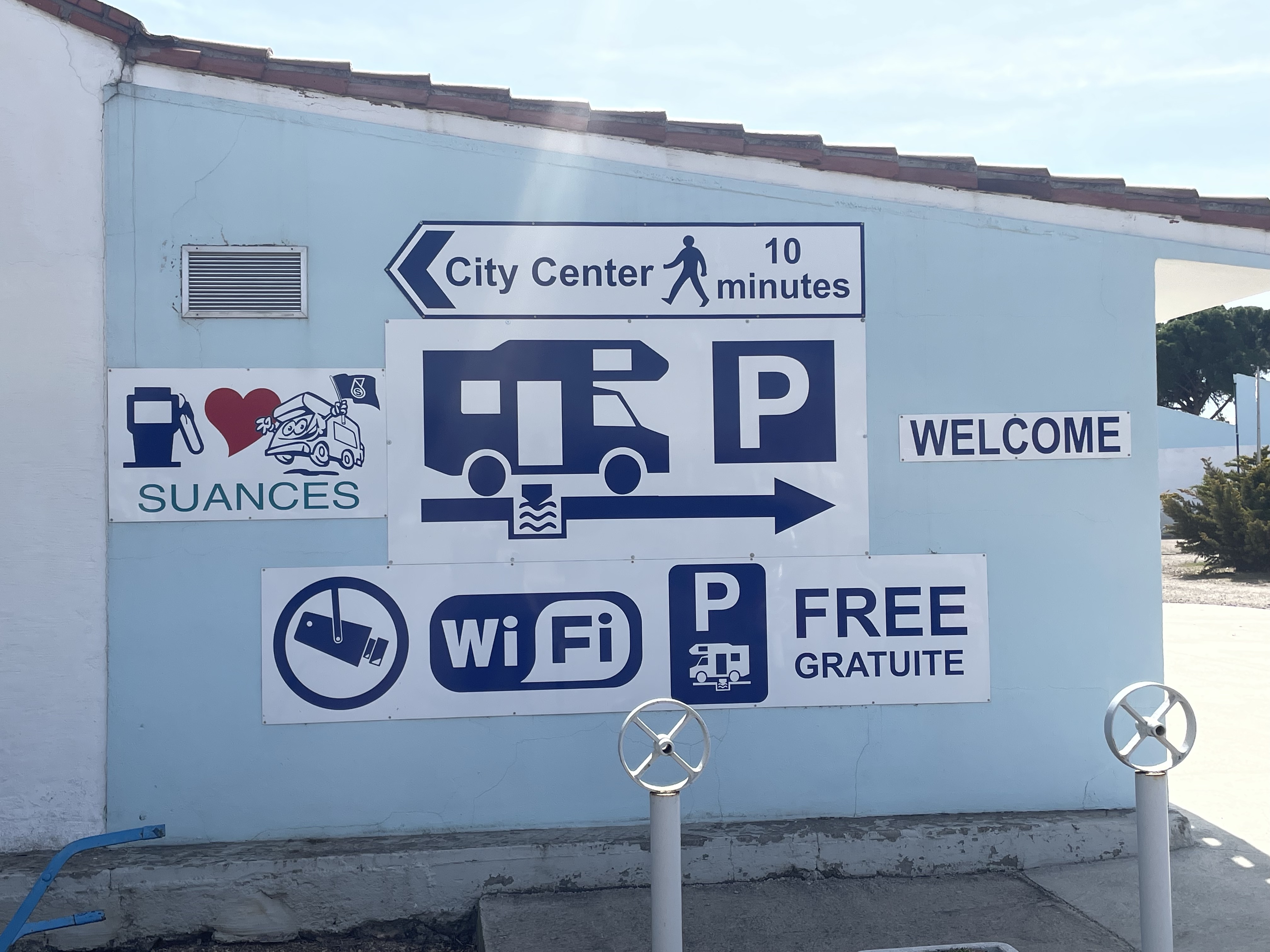 Área de Autocaravanas E.S. Suances