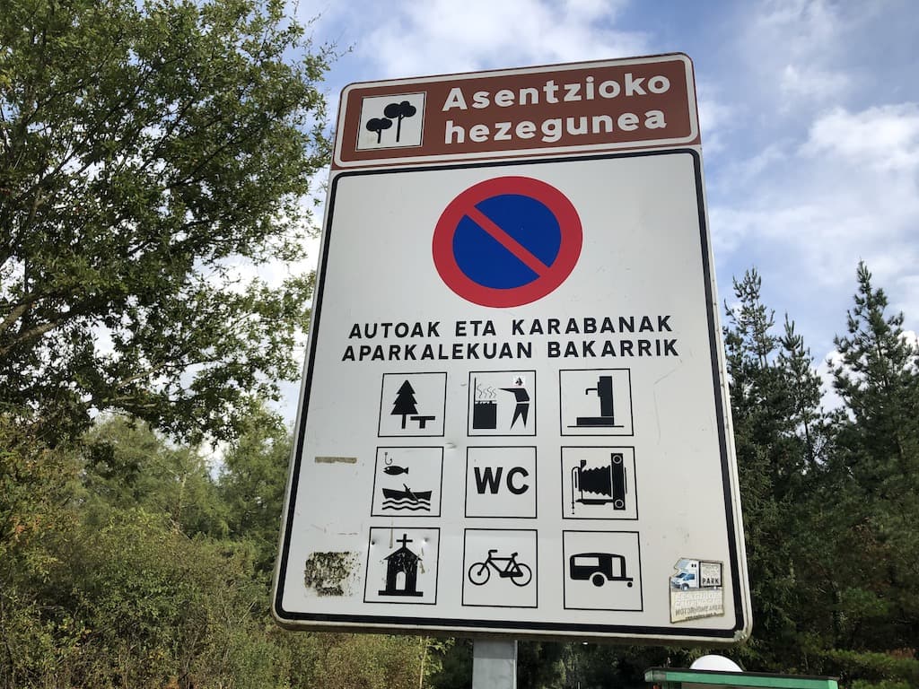 Área recreativa de Asentzio-Parking de Elgeta