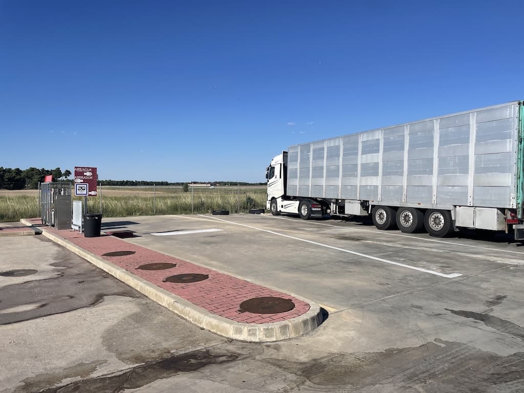 Área de Servicio Navatrans