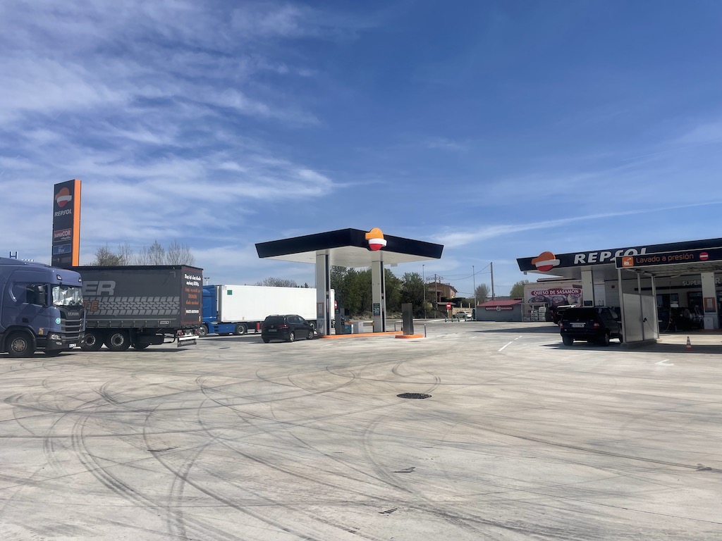 Área de Repsol Olmillos de Sasamón