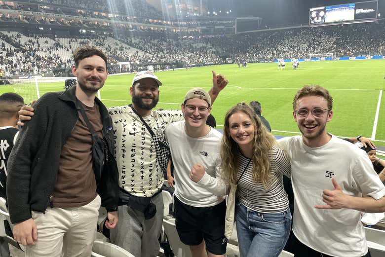 Entradas para un partido del Corinthians con guía local