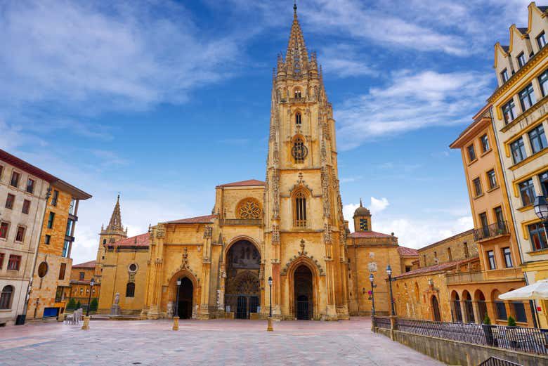 Tour privado por la catedral de Oviedo