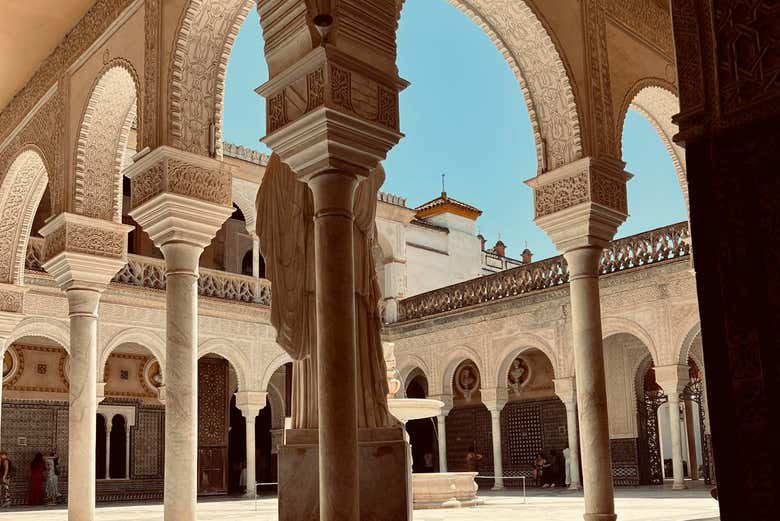 Visita guiada por el Palacio de las Dueñas y la Casa de Pilatos