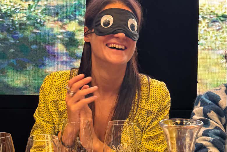 Cata de vinos a ciegas + Comida o cena