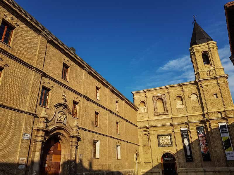 Escuela Museo Origami Zaragoza (Emoz)