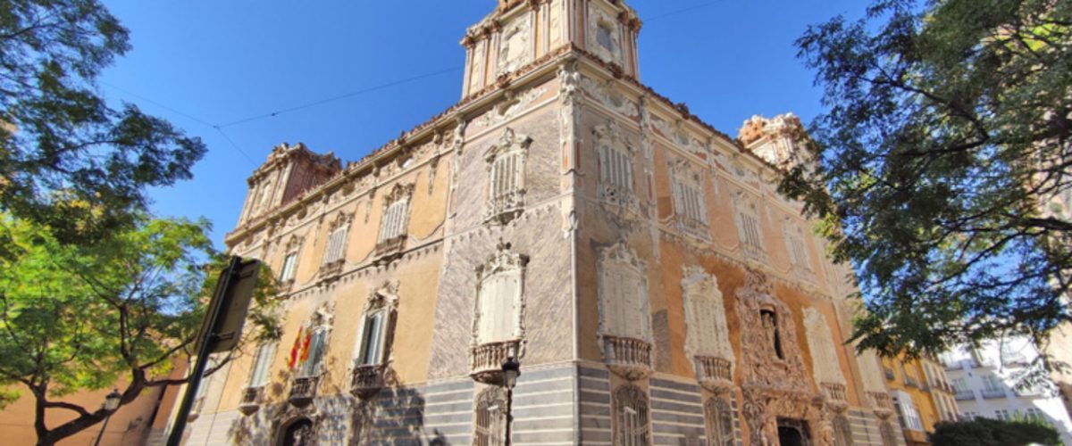 Museo Nacional de Cerámica y Artes Suntuarias “González Martí”