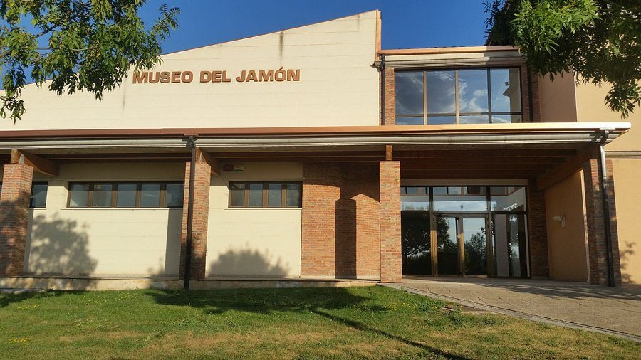 Museo del Jamón y el Centro de Tradición Popular de Calamocha