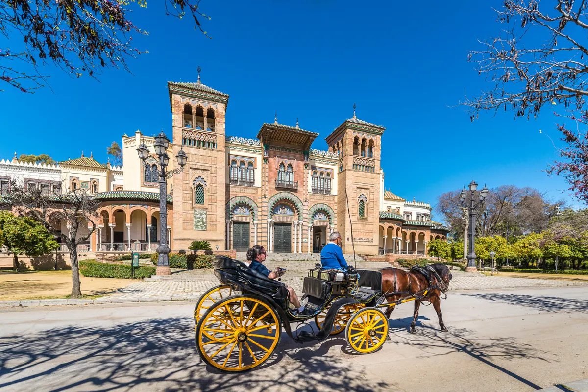 Paseo en coche de caballos por Sevilla