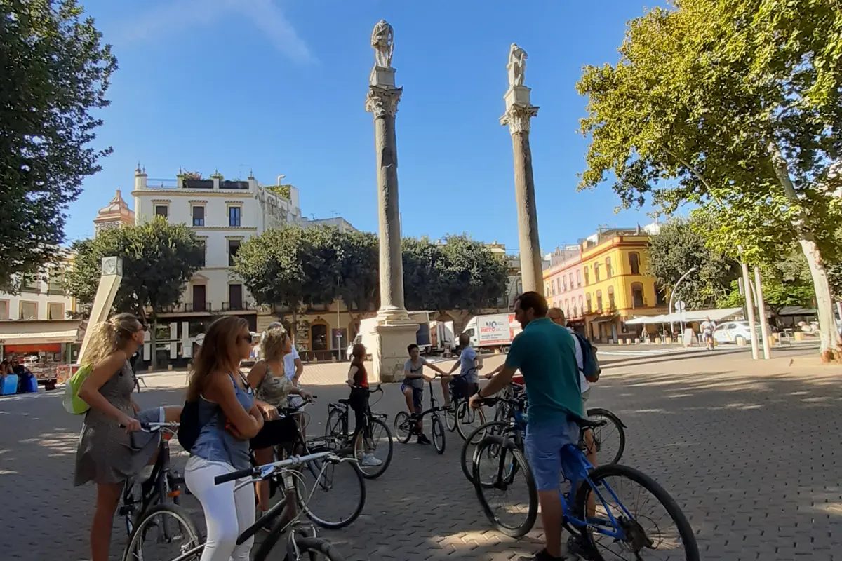 Foto 2 de Tour de Sevilla en bicicleta - Tour en Bici por Sevilla