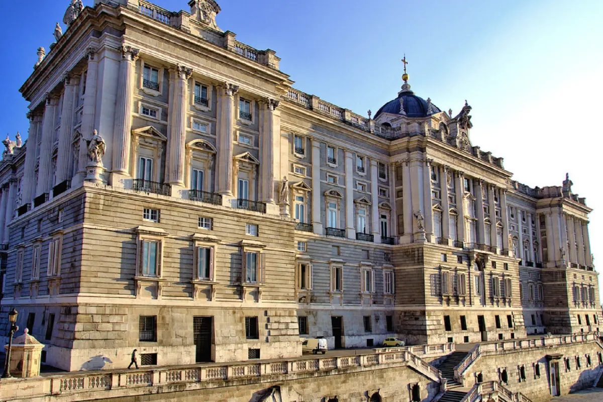 Entrada al Palacio Real de Madrid con Audioguía