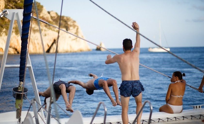 Excursión con comida y baño en las calas de la Costa Blanca - Denia