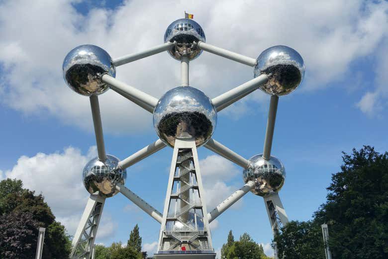 Entradas al Atomium