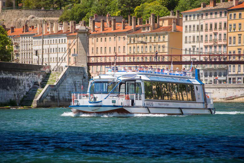 Paseo en barco por Lyon