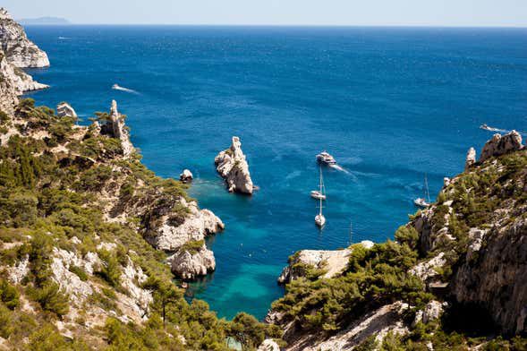 Paseo en velero por Marsella y las Calanques + Almuerzo
