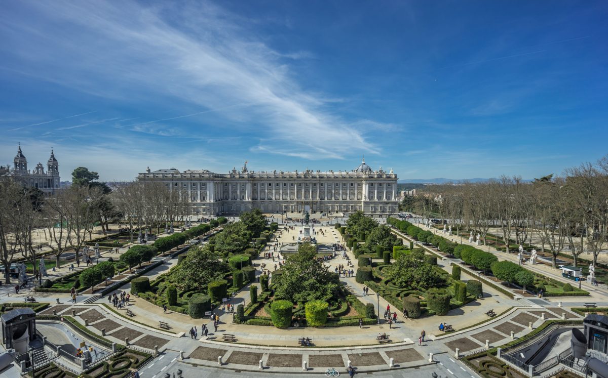 Foto 6 de Tour guiado al Palacio Real de Madrid