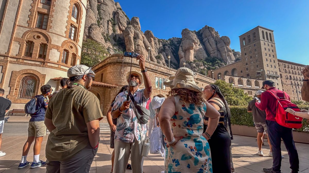 Foto 4 de Tour Guiado al Monasterio de Montserrat desde Barcelona