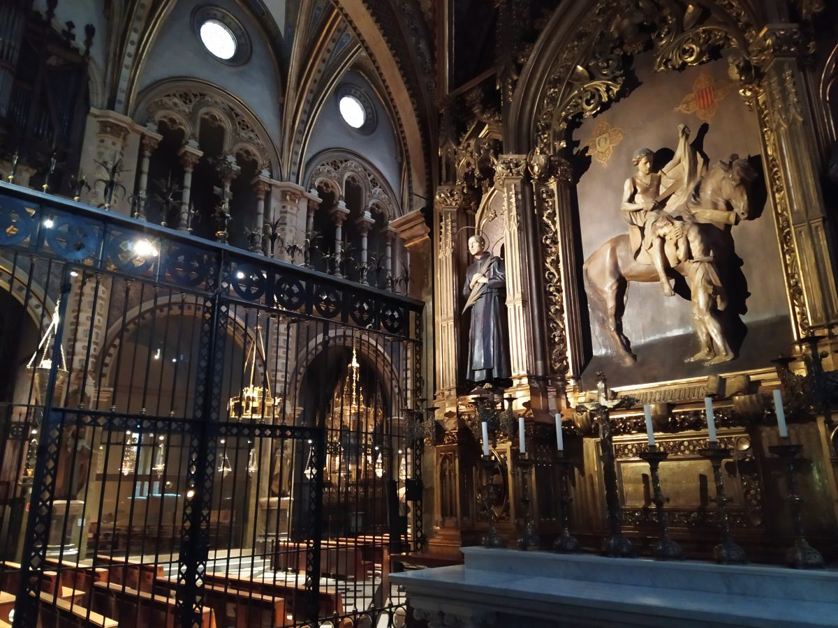 Foto 5 de Tour Guiado al Monasterio de Montserrat desde Barcelona