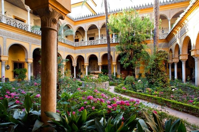 Foto 4 de Visita Guiada a Palacio de Dueñas y Casa de Pilatos
