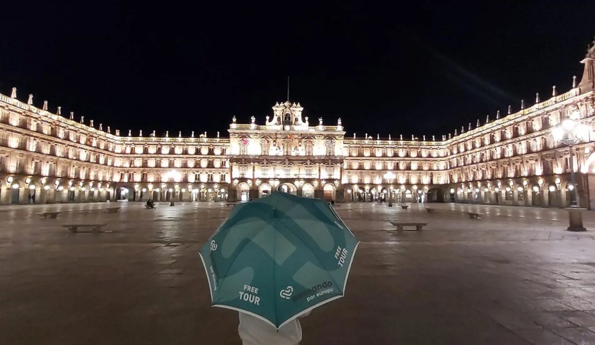 Foto 3 de Free tour Salamanca Nocturna