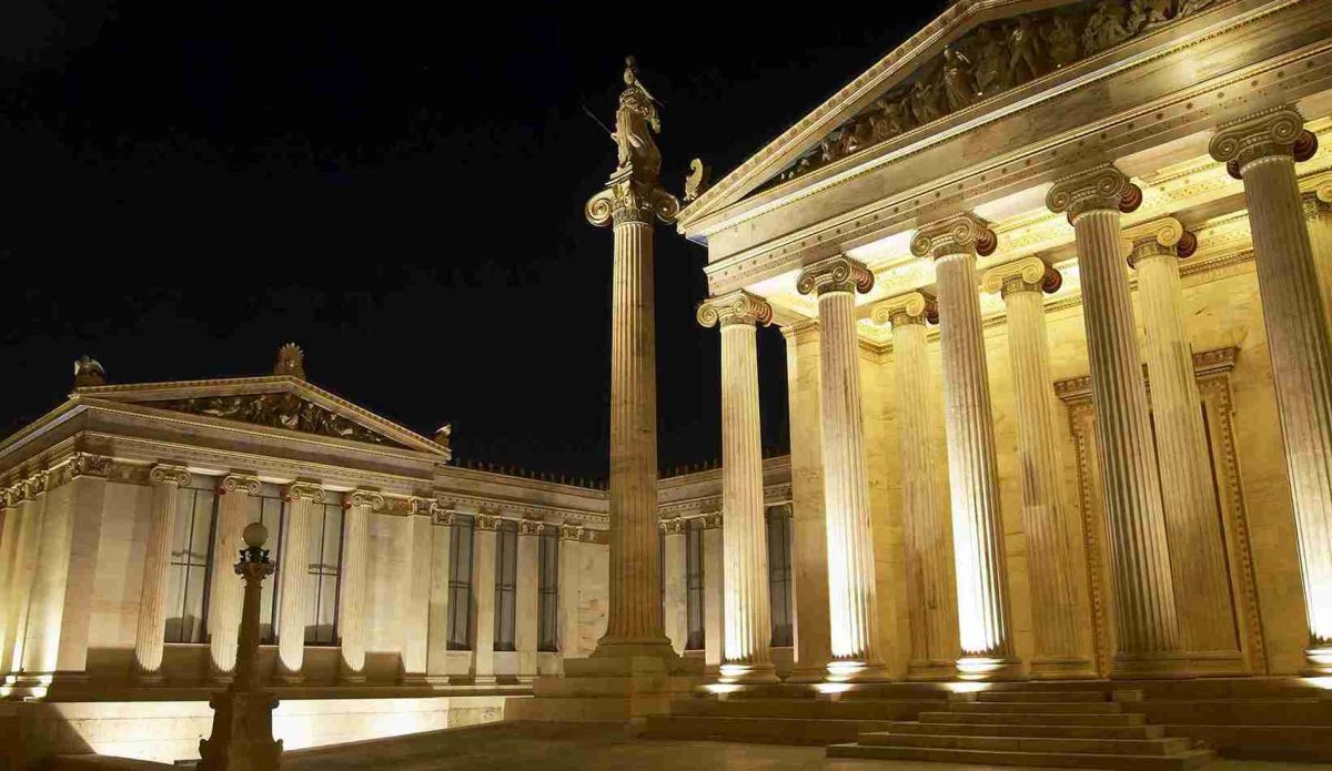 Foto 3 de Free Tour Nocturno por Atenas