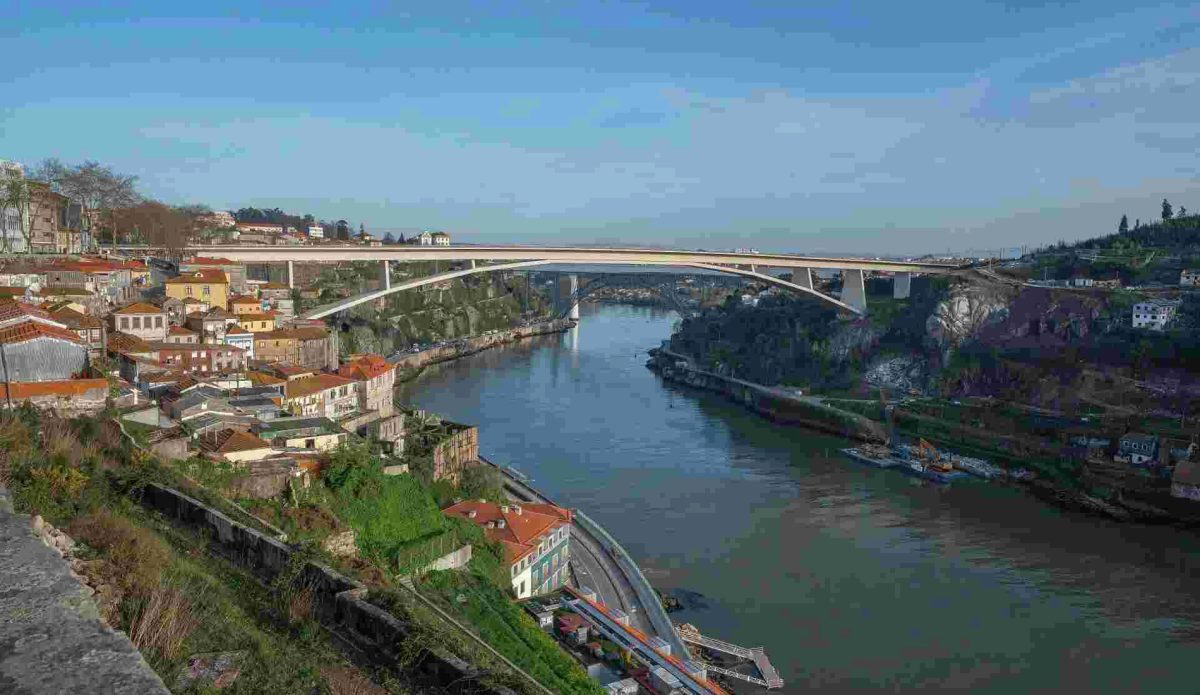 Foto 3 de Crucero de los 6 Puentes en Oporto