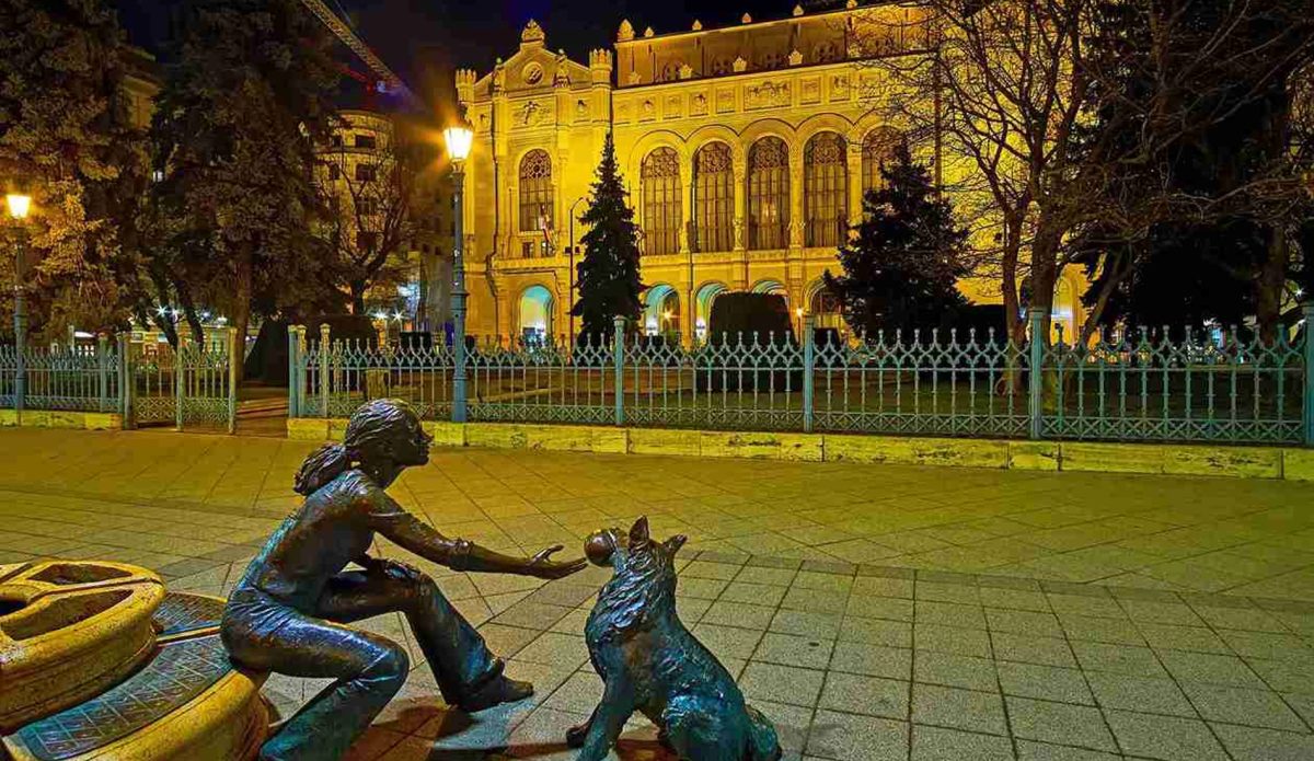 Foto 4 de Free Tour Nocturno por Budapest