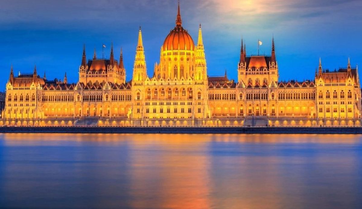 Foto 6 de Free Tour Nocturno por Budapest