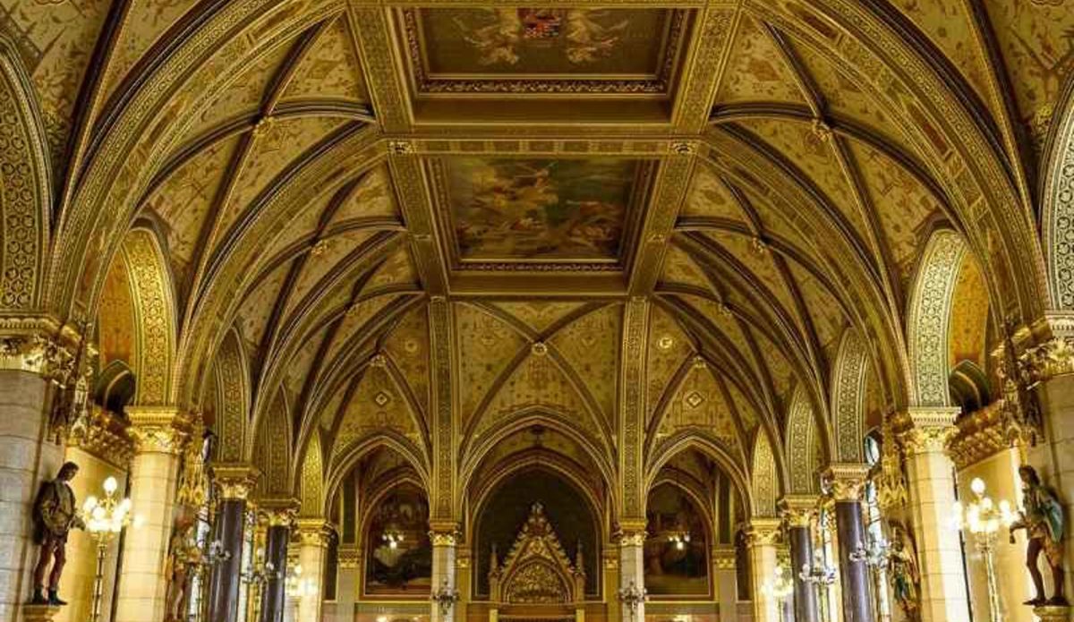 Foto 2 de Visita Guiada por el Parlamento de Budapest
