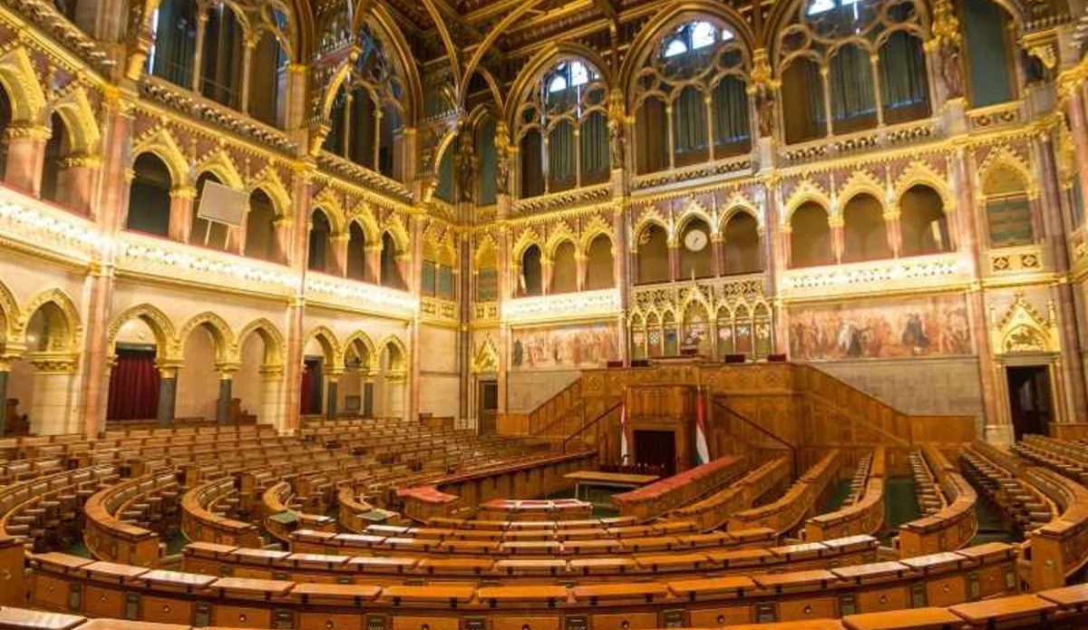 Foto 3 de Visita Guiada por el Parlamento de Budapest