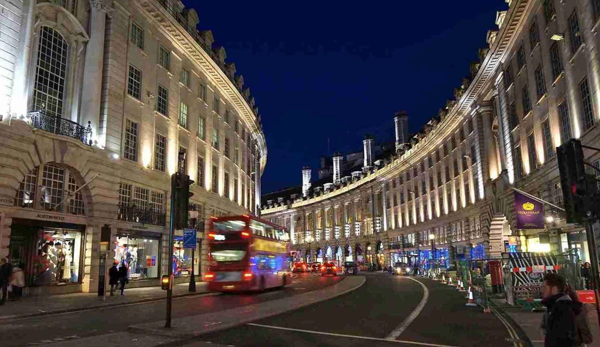 Foto 2 de Tour por Soho con fish & chips y pinta