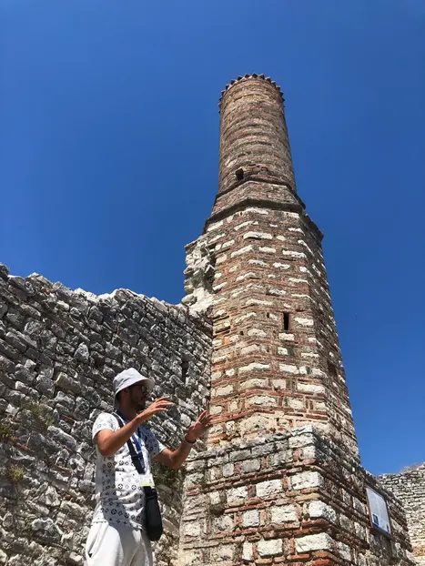 Foto 8 de Camina por la ciudad histórica de Berat