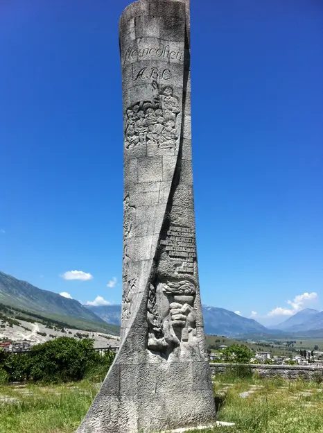 Foto 10 de Visita guiada gratuita a la "Ciudad de Plata"