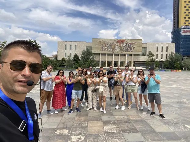 Foto 8 de Free tour completo por Tirana