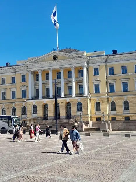 Foto 9 de Helsinki Mágica- Free tour del Paraguas Blanco - Grupo reducido
