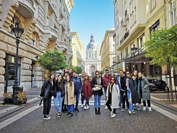 Foto 3 de Free Tour Budapest Esencial con Guías Locales