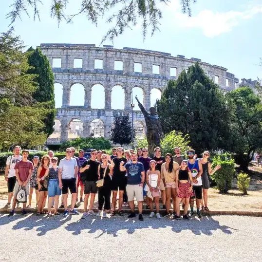 FatCat Walks: el tour local original de Pula