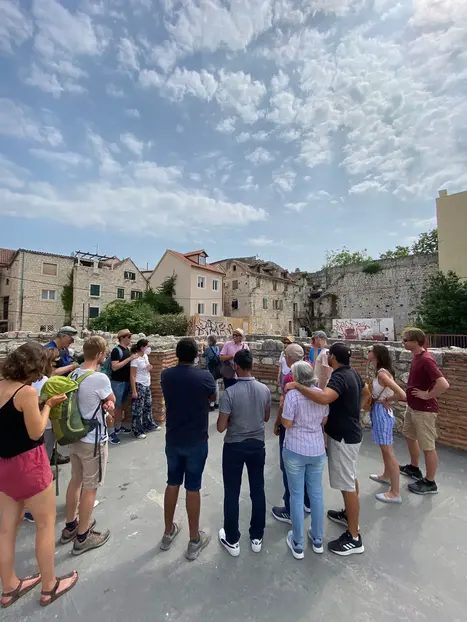 Foto 8 de IMPERDIBLE Free tour por Split