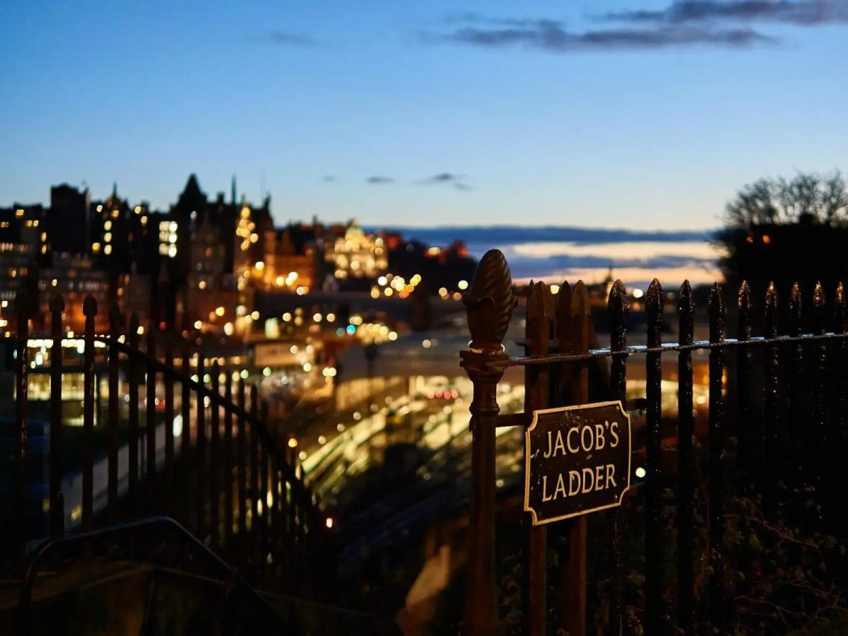 Foto 8 de Free Tour misterios, fantasmas y quema de brujas de Edimburgo