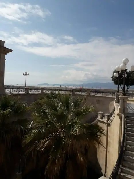 Foto 11 de Free tour por Cagliari: senderismo urbano al atardecer