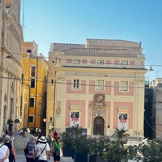Foto 10 de Cagliari, entre la historia medieval y los sabores españoles.