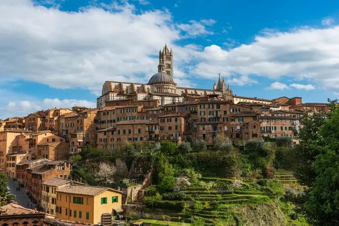 Los 7 Secretos de Siena: Historia, cultura y leyendas