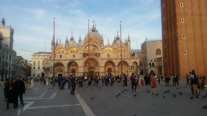 Foto 5 de VENECIA AUTÉNTICA. Barrio de San Marcos