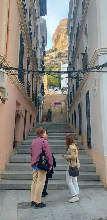 Foto 4 de Alicante Total: Descubre Historia, Leyendas y Sabores.