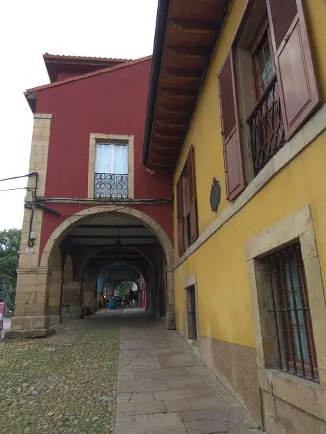 Foto 5 de Freetour completo por Avilés: medieval, barroco y moderno