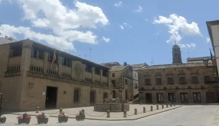 Foto 3 de Freetour Baeza imprescindible: monumentos, Historia y leyendas