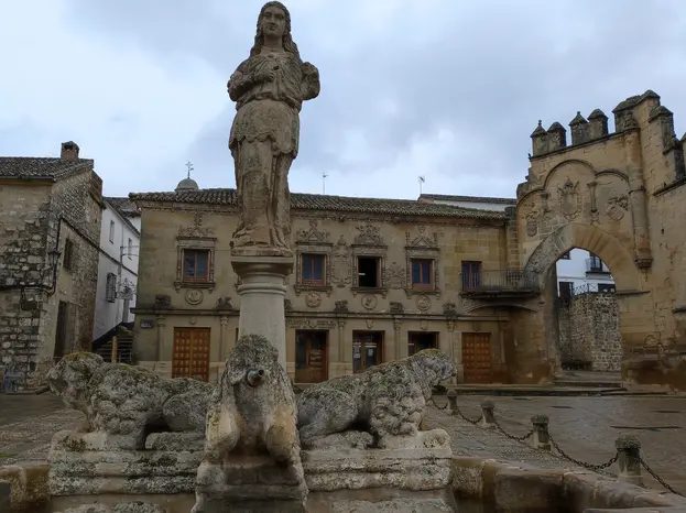 Free Tour Histórico y Cultural por Baeza.