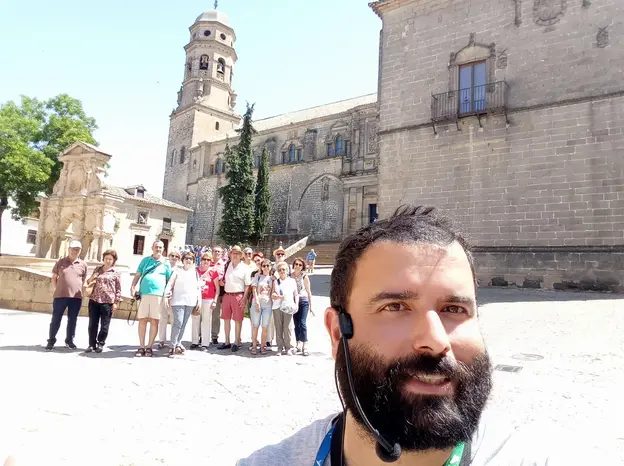 Foto 4 de Free Tour Baeza : "Tierra de Renacimiento" (+ Cata de AOVE)