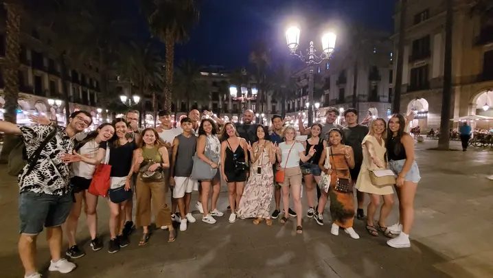 Foto 2 de Free tour nocturno por el Barrio Gótico