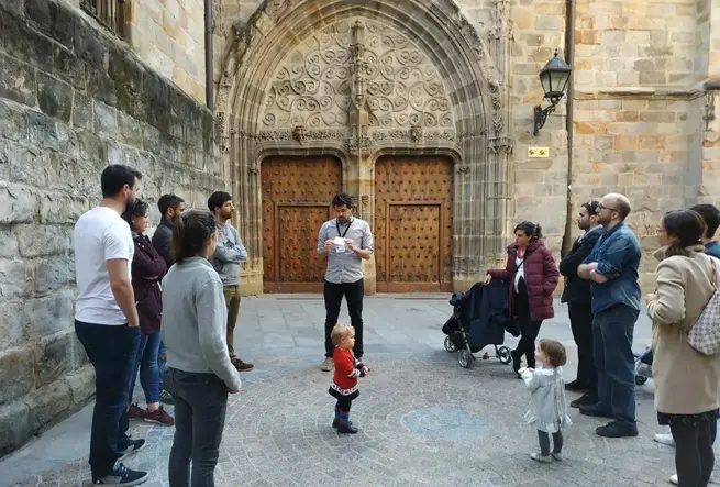 Foto 8 de Basque Free Tour: Bilbao Histórico