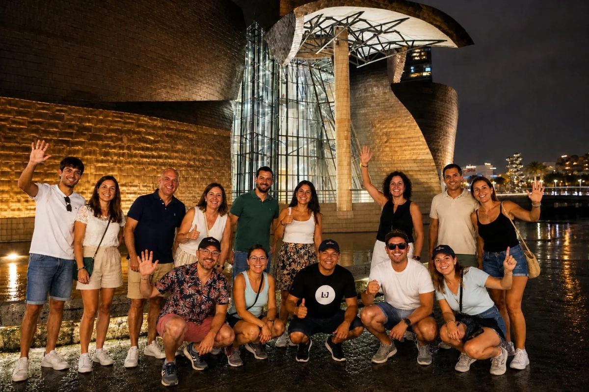 Foto 6 de FREE TOUR BILBAO: HISTORICO Y MODERNO JUNTOS (Guggenheim)